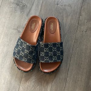 GUCCI slides